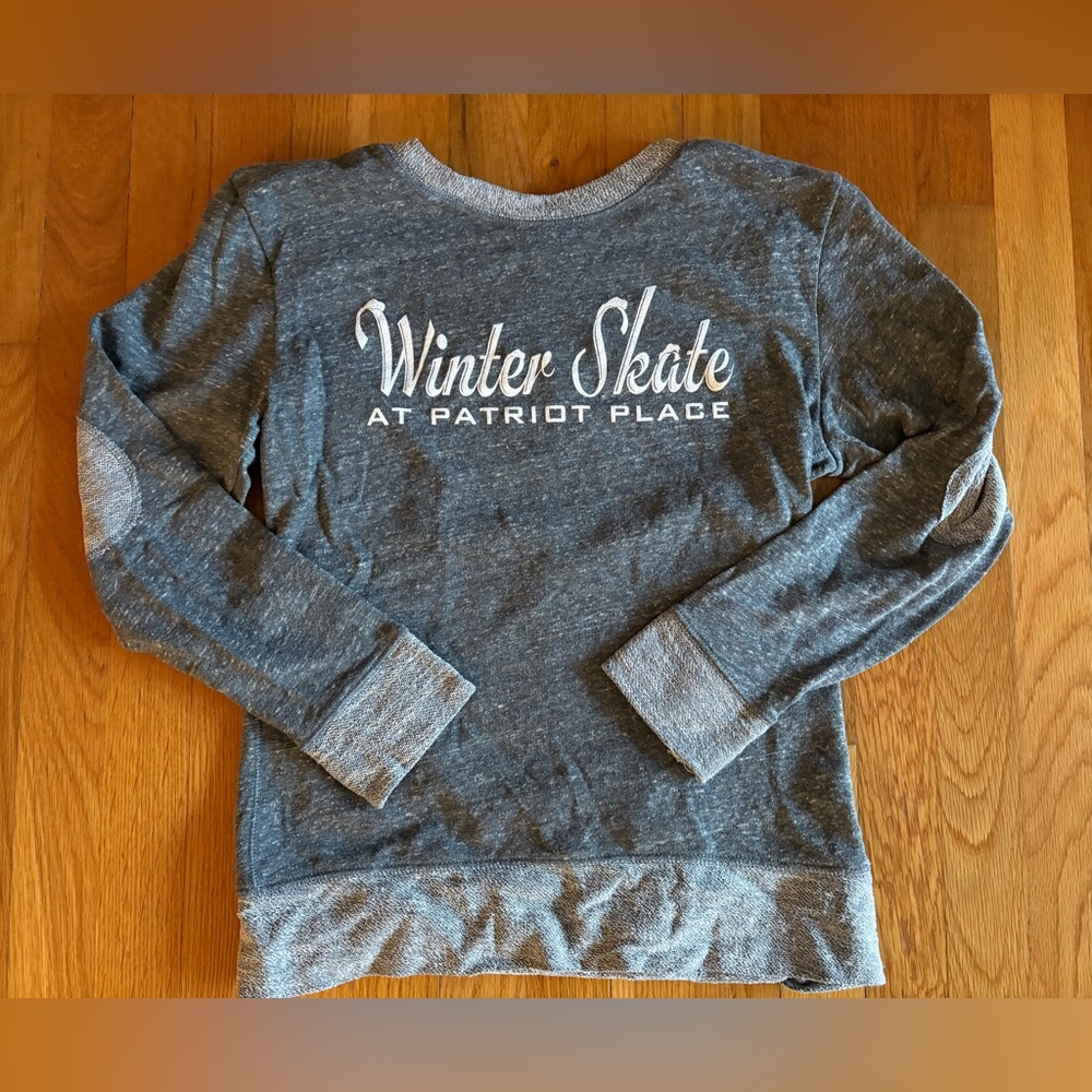 Winter Skate at Patriot Place Pullover Jersey Adult Size Small